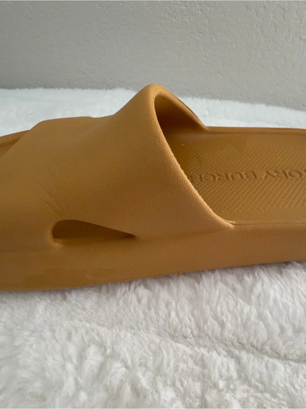 Tory Burch Mustard Tone 9B Slide Sandals
